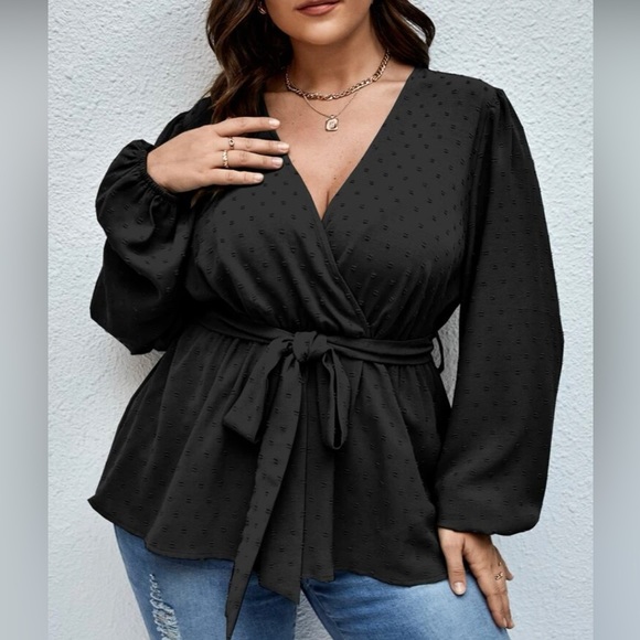 NWT Black Swiss Dot Surplus Neck Belted Blouse 1X - Picture 1 of 8